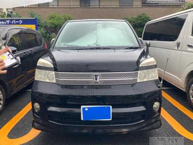 2007 Toyota Voxy