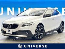 2017 Volvo V40