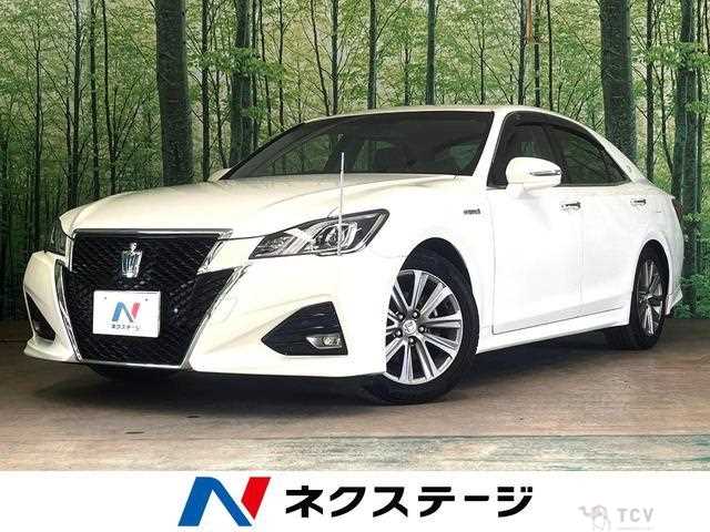 2016 Toyota Crown Hybrid