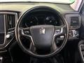 2016 Toyota Crown Hybrid