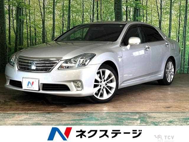 2010 Toyota Crown Hybrid