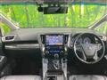 2017 Toyota Alphard Hybrid