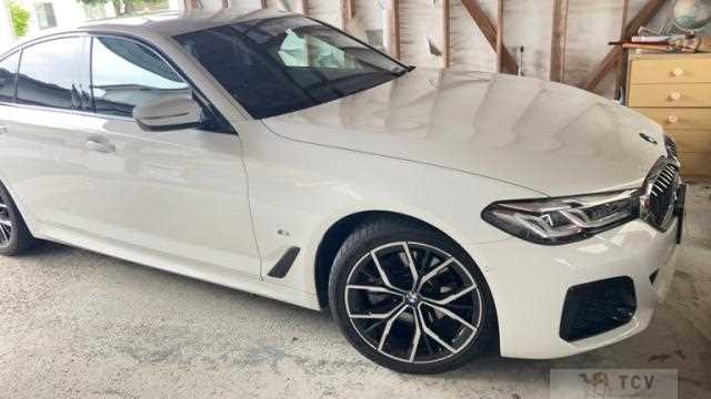 2021 BMW 5 Series