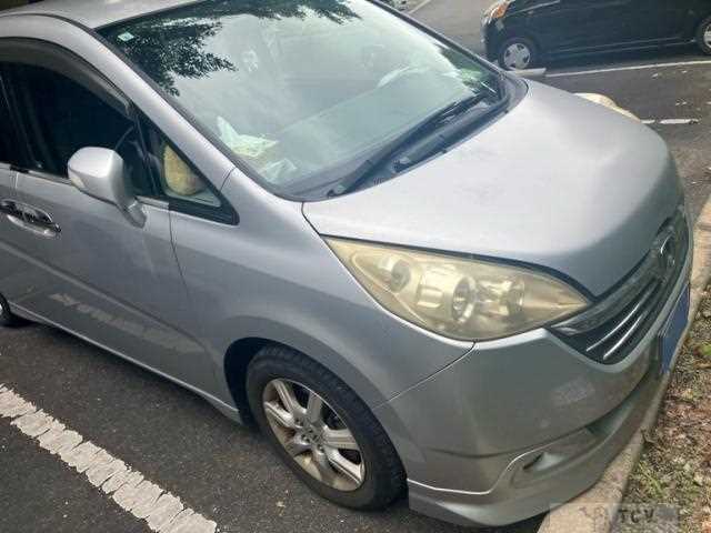 2005 Honda Step WGN