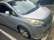 2005 Honda Step WGN
