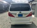 2012 Toyota Alphard Hybrid