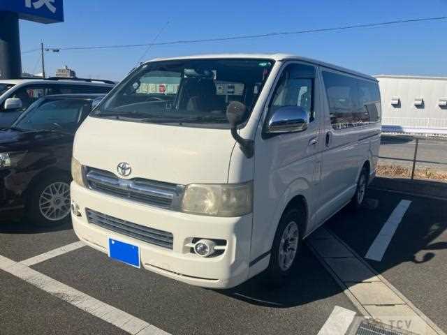 2006 Toyota Regius Wagon