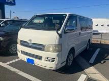 2006 Toyota Regius Wagon
