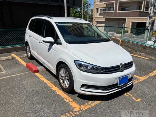 2018 Volkswagen Golf Touran