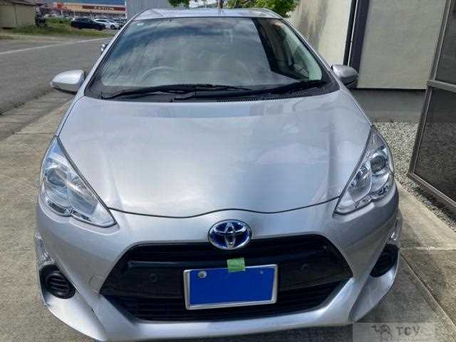2016 Toyota AQUA
