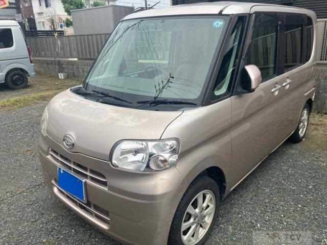 2010 Daihatsu Tanto