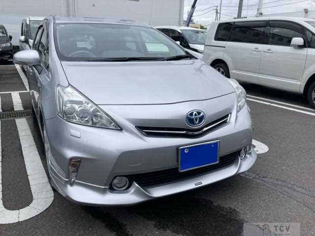 2013 Toyota PRIUS α