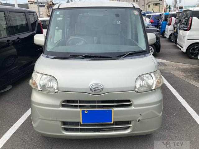 2012 Daihatsu Tanto