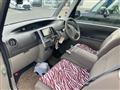 2012 Daihatsu Tanto