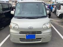2012 Daihatsu Tanto