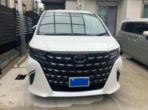 2025 Toyota Alphard Hybrid