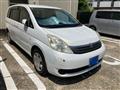 2005 Toyota Isis