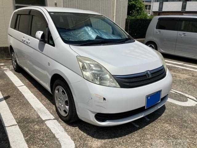 2005 Toyota Isis