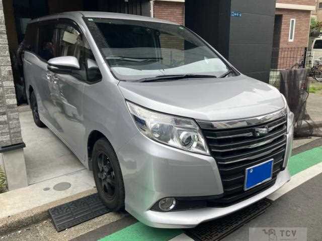 2015 Toyota Noah