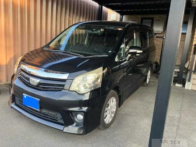 2011 Toyota Noah