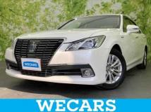 2013 Toyota Crown Hybrid