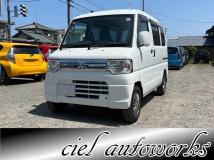 2013 Mitsubishi Minicab Van