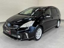 2013 Toyota PRIUS α