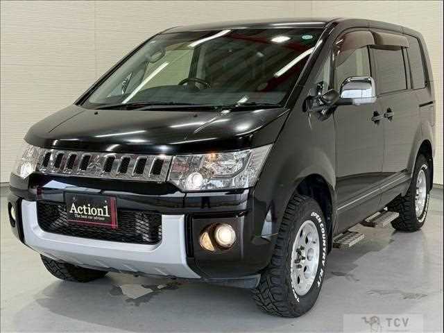 2017 Mitsubishi Delica D5
