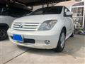 2005 Toyota IST