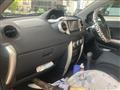 2005 Toyota IST