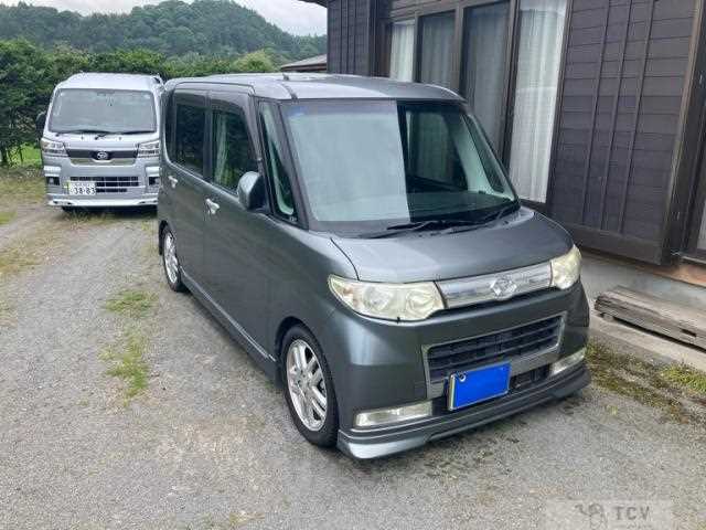 2010 Daihatsu Tanto