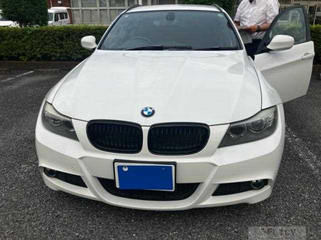 2011 BMW 3 Series
