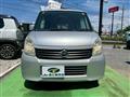 2012 Nissan ROOX