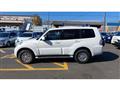 2014 Mitsubishi Pajero