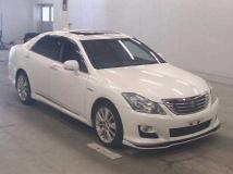 2008 Toyota Crown Hybrid