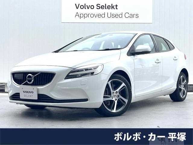 2018 Volvo V40