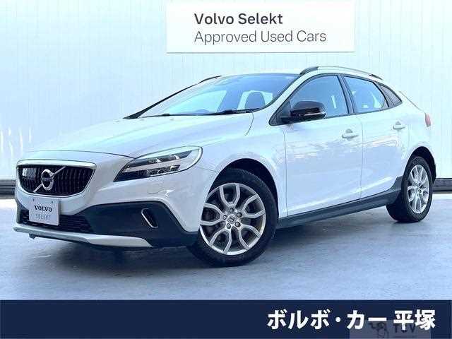 2018 Volvo V40