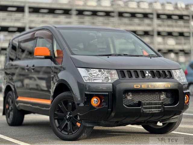 2017 Mitsubishi Delica D5
