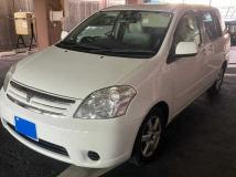 2003 Toyota Raum