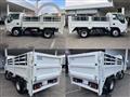 2010 Isuzu Elf Truck