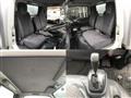 2020 Isuzu Elf Truck