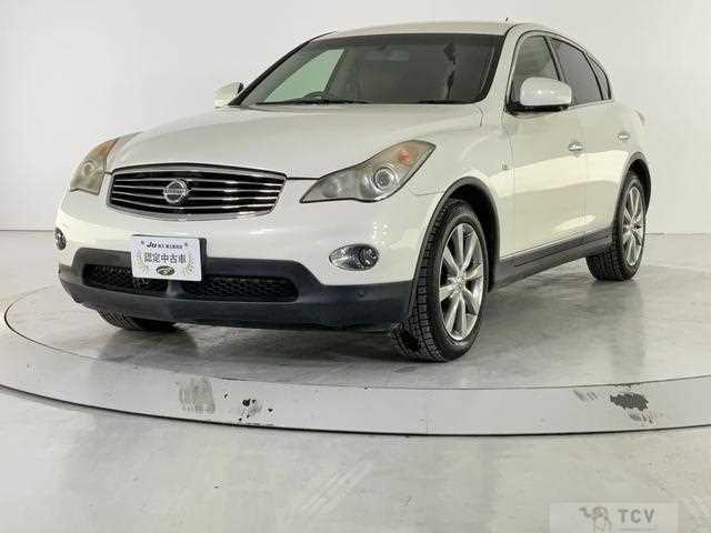 2012 Nissan SKYLINE CROSSOVER