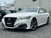 2018 Toyota Crown Hybrid