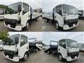 2025 Isuzu Elf Truck