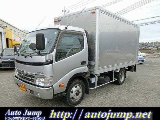 2011 Hino Dutro