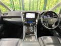 2015 Toyota Alphard Hybrid