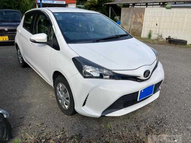 2015 Toyota Vitz