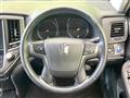 2015 Toyota Crown Hybrid