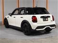2022 BMW MINI