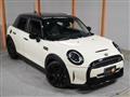 2022 BMW MINI